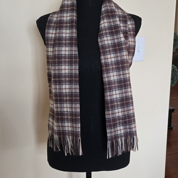 Vintage Pendleton Woolen Mills 100% Pure Virgin Wool Scarf - Picture 2 of 3